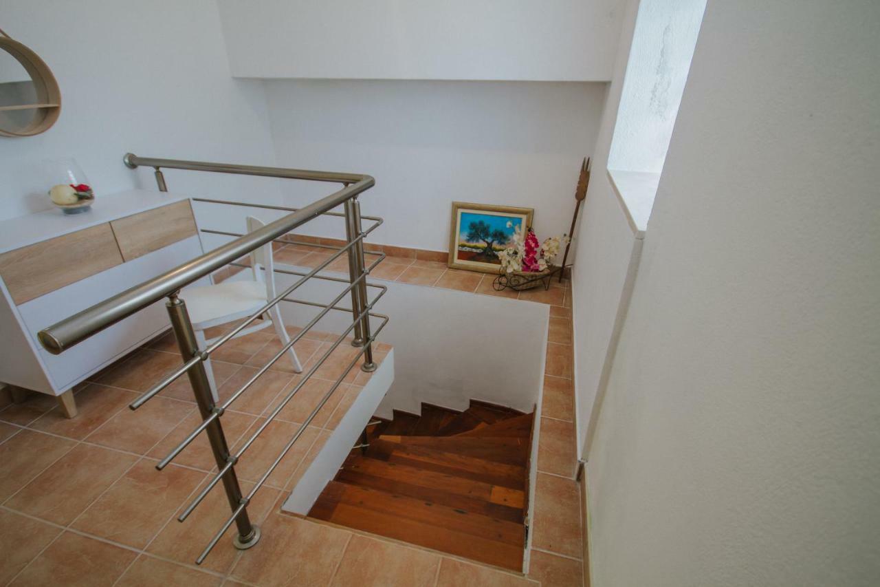 Villa Lanterna Prapatnica 외부 사진